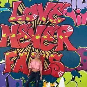 Meet your Posher, Marisa